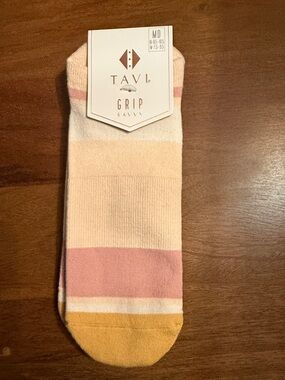 Grip Savvy Striped No-Show Socks - Pink, Cream & Yellow